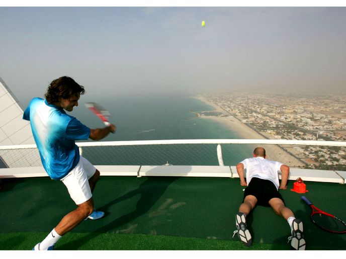 World's Highest Tennis Court: Green Roof Built Atop The Burj al
