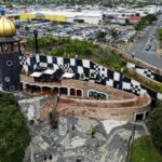 Hundertwasser Art Centre and Wairau Maori Art Gallery Living Roof